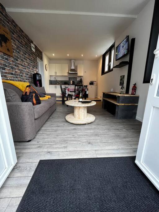 Chez Rose Apartment Олт Екстериор снимка